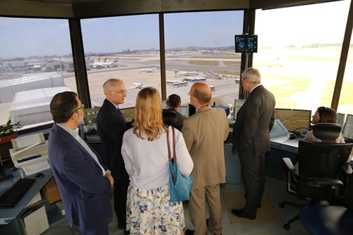 Next to receiving a full overview of NAV and TAP’s involvement in CEF co-funded projects, the delegation visited the Lisbon ACC Operation Room and Lisbon Airport Control Tower. 