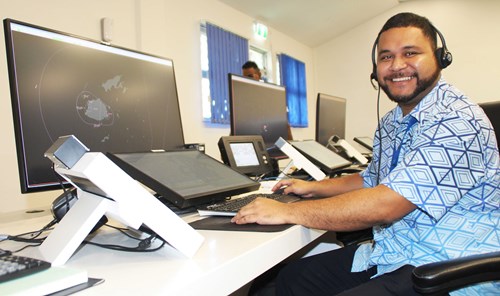 Air-Traffic-Controller-Usaia-Kaitani-using-the-new-Aurora-ATM-system-in-the-Nadi-Air-Traffic-Management-Centre Air-Traffic-Controller-Usaia-Kaitani-using-the-new-Aurora-ATM-system-in-the-Nadi-Air-Traffic-Management-Centre