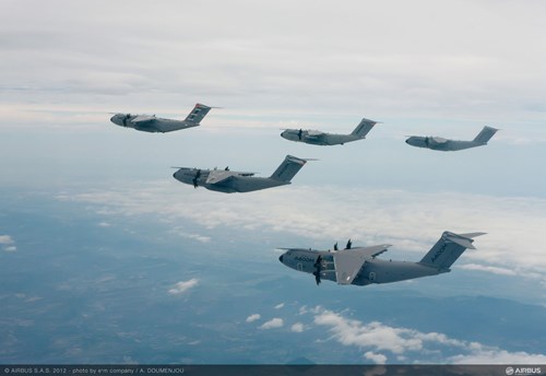 Airbus A400M-formation-flight