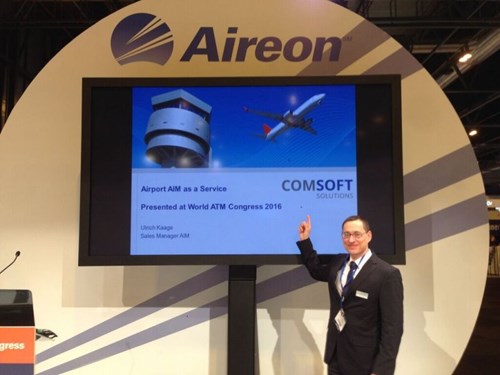 Uli Kaage, presenting Airport AIM as a Service.