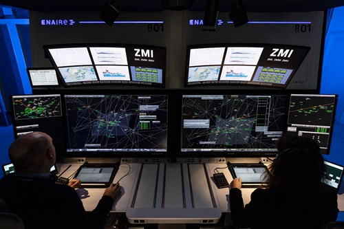 ENAIRE's iFOCUCS project. The Government authorises the installation of 132 new air controller positions with cutting-edge technology for 43 million euros.