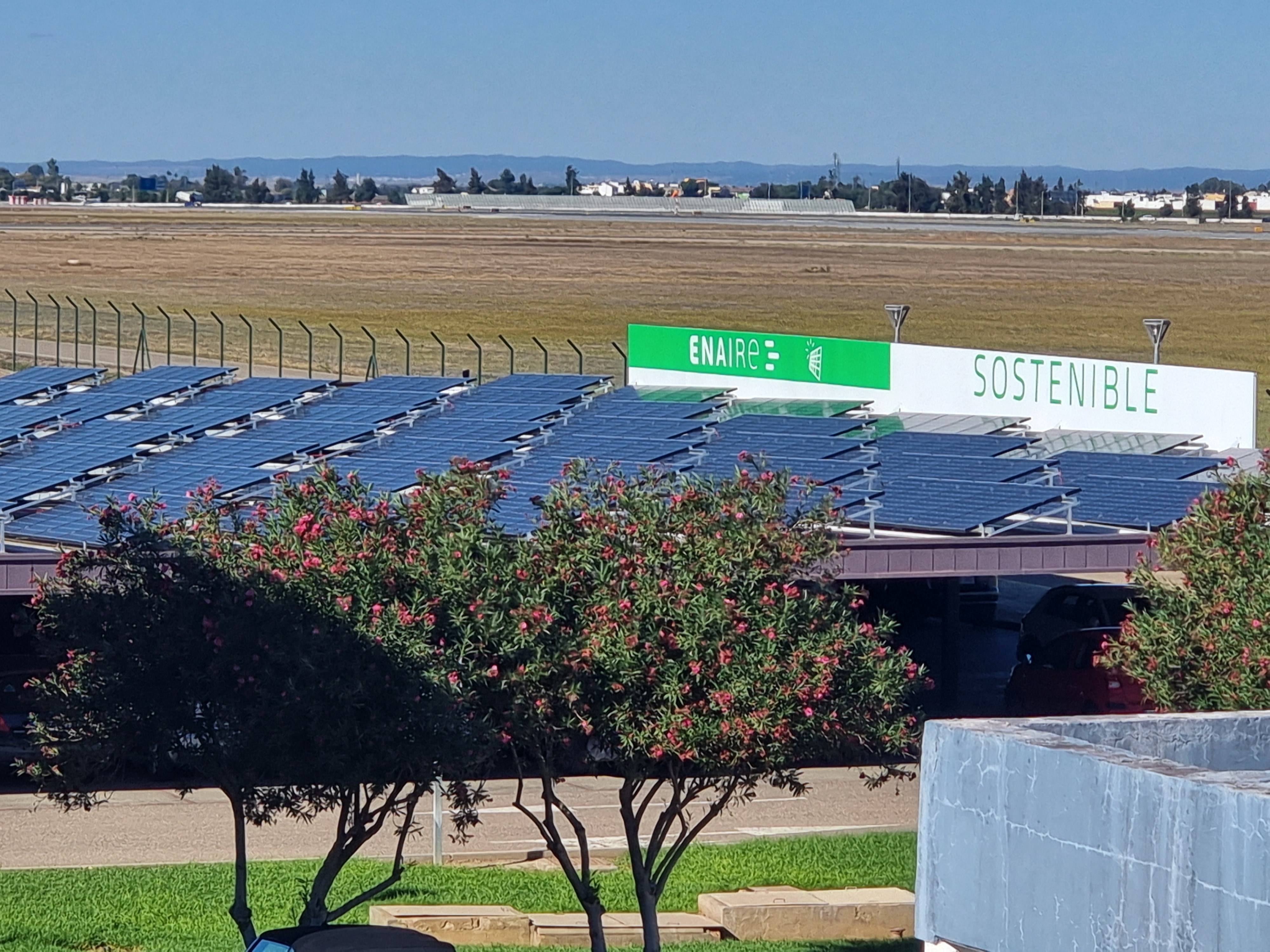 Photovoltaic installation at the ENAIRE Control Center in Seville