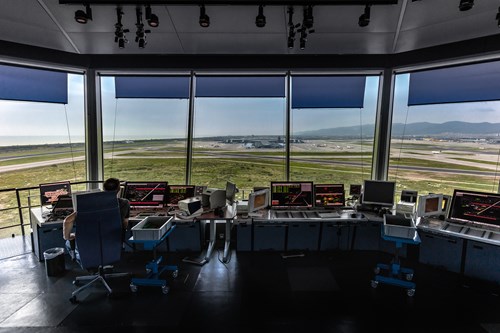 ENAIRE improves operations at the Josep Tarradellas Barcelona-El Prat Airport with new satellite navigation approach procedures
