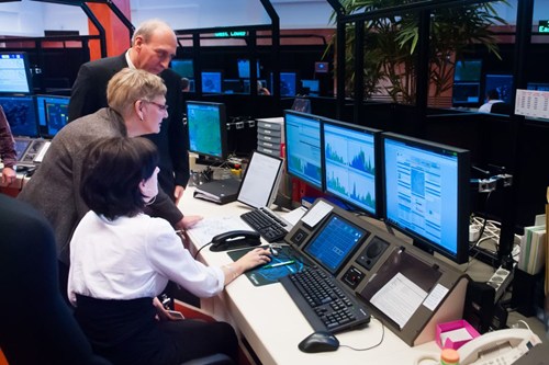 Zsuzsa Németh, Hungarian Minister of National Development visits the new ANS III air traffic control centre.