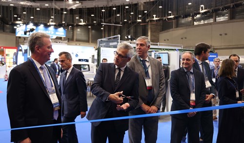 From left to right; Brian Bruckbauer, president of ATCA; David Lucas, Secretary of State for Transport, Mobility and Urban Agenda, and president of Enaire; José Vicente de los Mozos, CEO of Indra; and Enrique Maurer, general director of Enaire.