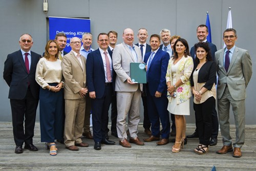 Members of the SESAR Deployment Alliance Board and the SESAR Deployment management team, with Director General for Mobility & Transport at the European Commission, Henrik Hololei (centre).