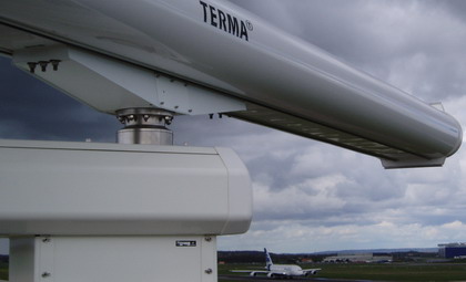 tolouse_airport_april2005_420